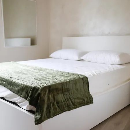 Peschiera Sun Apartment