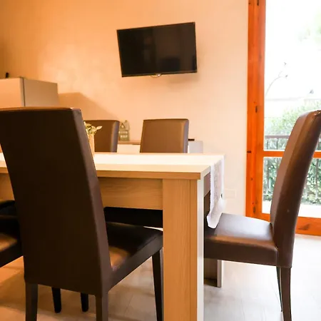 Peschiera Sun Apartment *